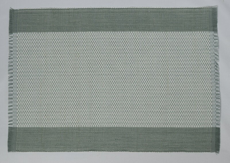 フィリピン 工芸品　Rowilda’s　手織り　ランチョンマット　2枚組　グリーン　グレイ